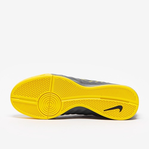 کفش فوتسال نایک تمپو لجند 7 آکادمی طوسی_زرد رنگ TIEMPO LEGEND 7 ACADEMY 
